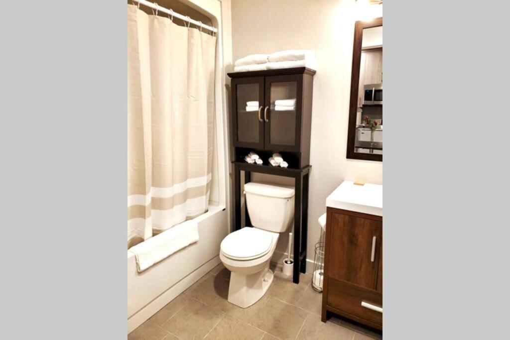 Cozy Sweet Studio #5, Only 10 Min To D.T. Ottawa Gatineau Bagian luar foto