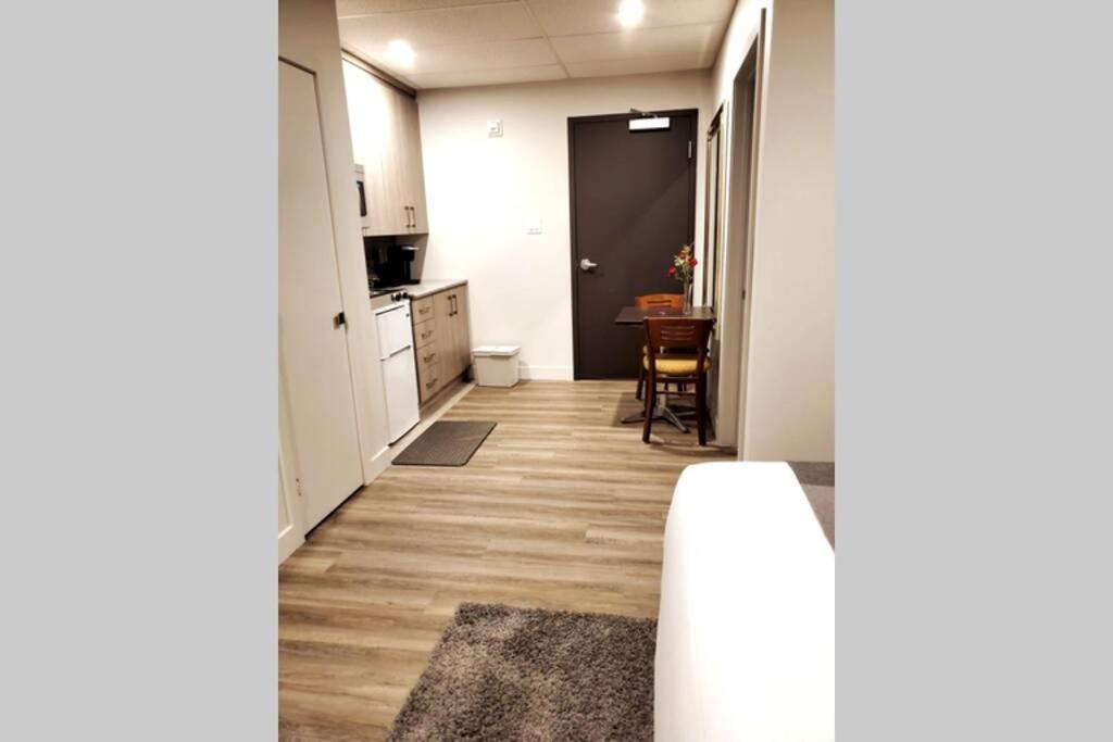 Cozy Sweet Studio #5, Only 10 Min To D.T. Ottawa Gatineau Bagian luar foto