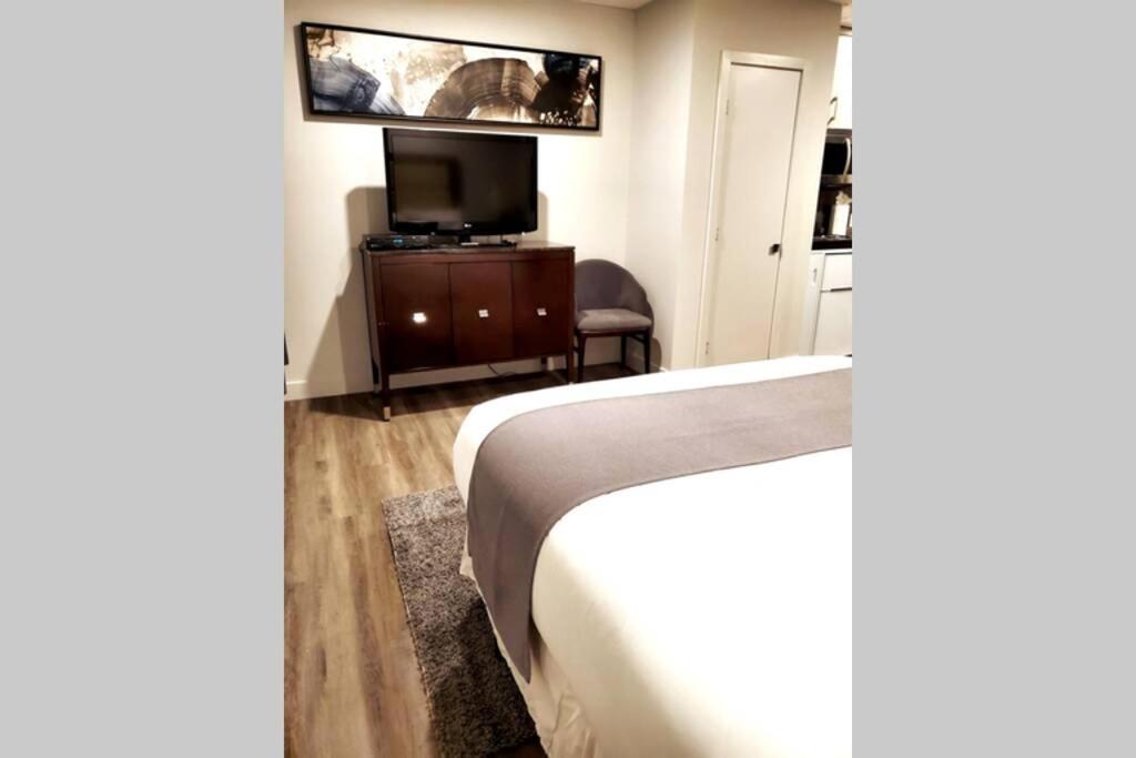 Cozy Sweet Studio #5, Only 10 Min To D.T. Ottawa Gatineau Bagian luar foto